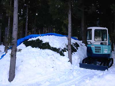 雪入れが完了しました。