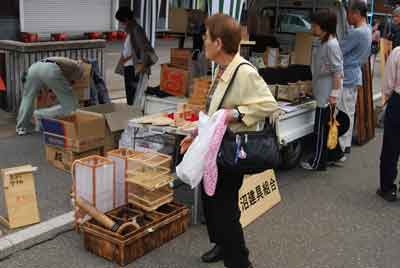 木工の電気スタンド