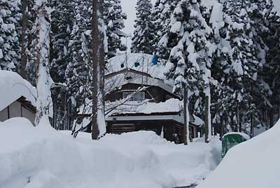 屋根の雪はなんと１．２ｍもあったそうです。