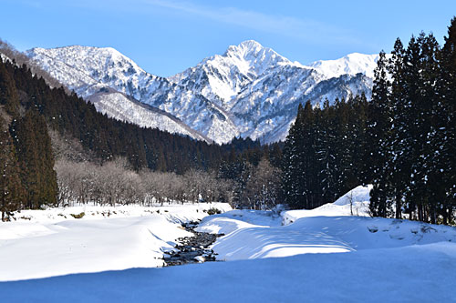 大源太川からの大源太山もきれいでした。