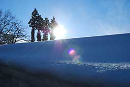 太陽と雪、きれいです